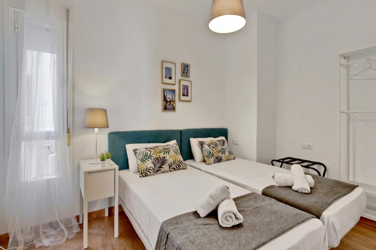 Del Parque Flats - Ollerias 3 Apartment มาลากา ภายนอก รูปภาพ